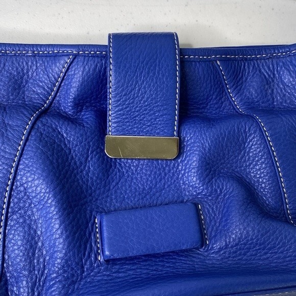 Liz Claiborne Blue Pebbled Leather Mini Hobo Bag Contrast Stitch Fold Over Flap - Picture 9 of 16